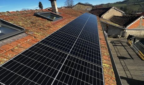 Installation de panneaux photovoltaïque à Longessaigne dans les monts du Lyonnais